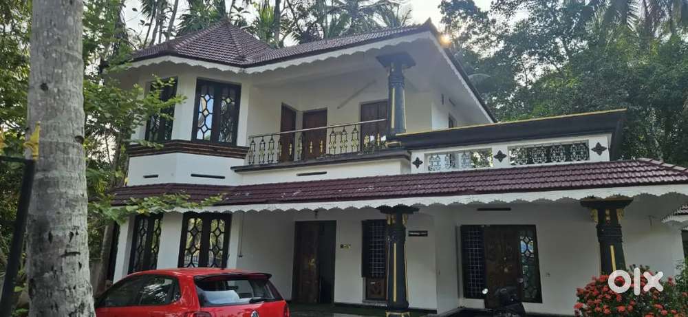 10 cent plot with 1859 sqft house for sale( price negotiable)
