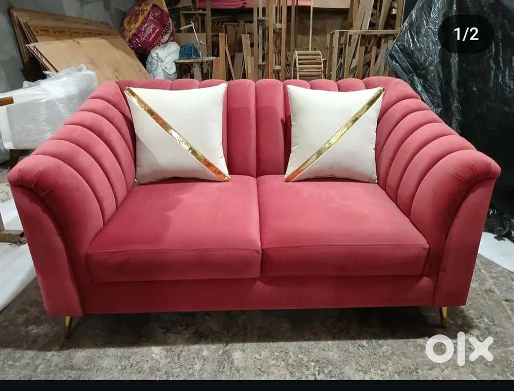 Luxurious design model 2 seater sofa set available in starf furniture