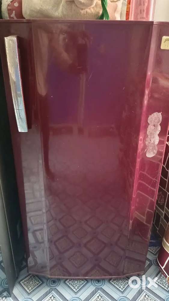 Very well maintained godrej 200 litrs fridge for sale