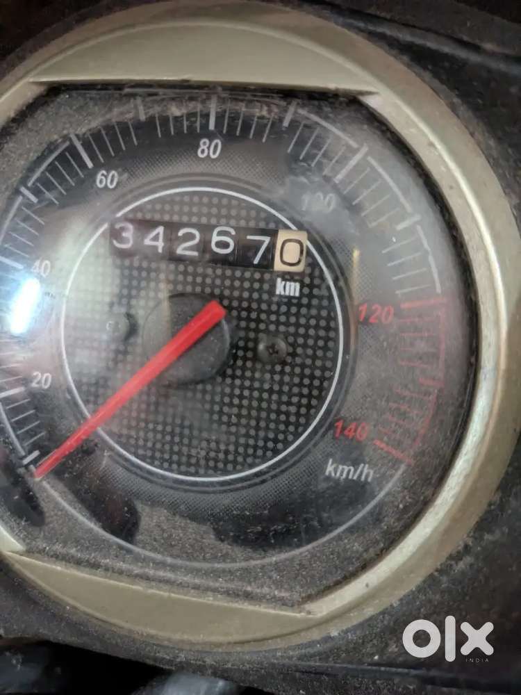 Bajaj V15 2016 model