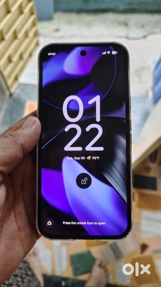 New Google pixel 9 all accessories are available at just six days old