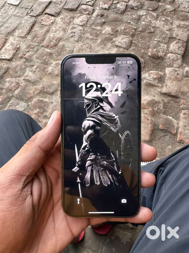 Iphone 13 pro 256 scratch less