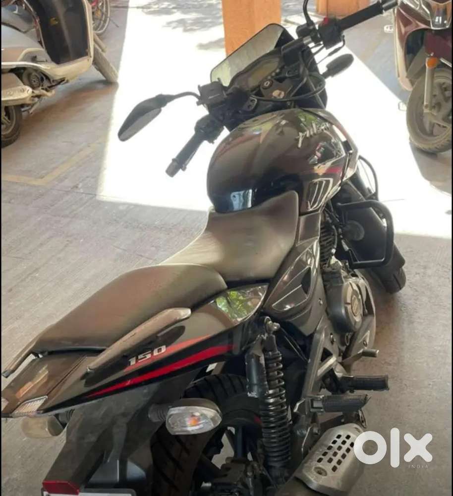 Bajjaj pulser 150 DTS _I (abs