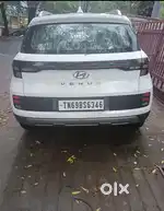Hyundai Venue 2023 Petrol Well Maintained