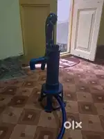 Hand pump for water