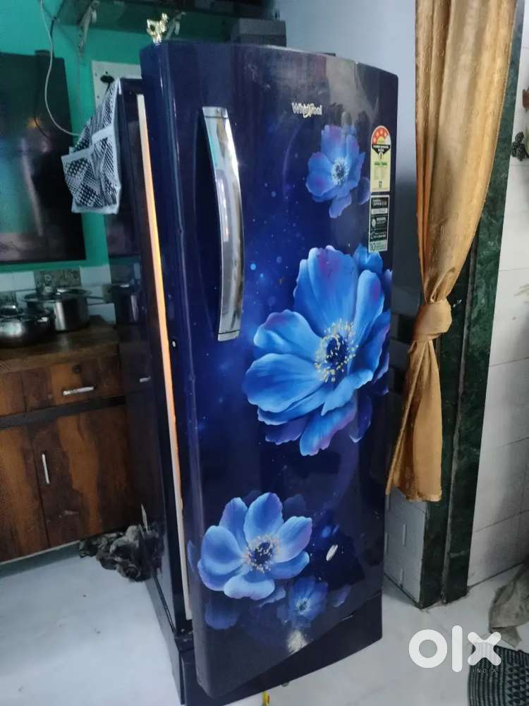 Selling Whirlpool fridge