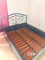 Iron queen size bed