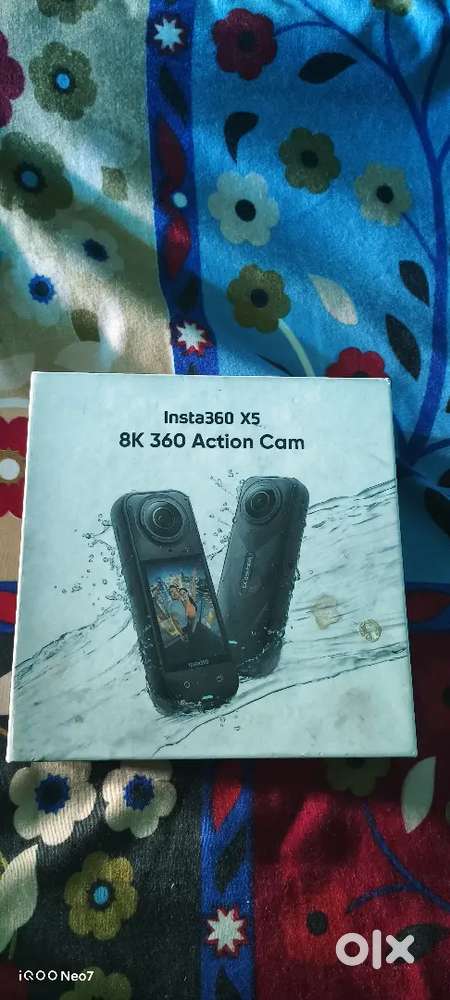 Insta 360 x5