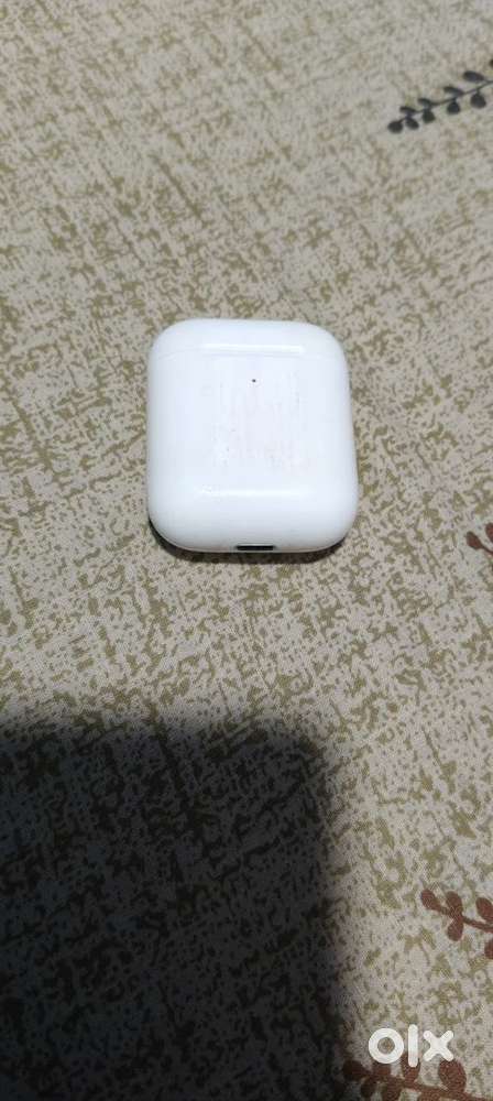 Original Apple Airpods 2
