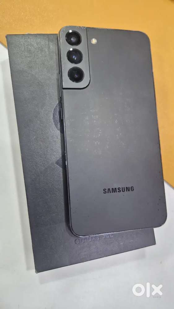Samsung Galaxy S22plus 128gb/8gb 5G  in Good condition