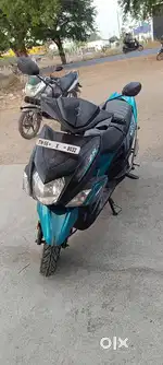 Yamaha ray zr
