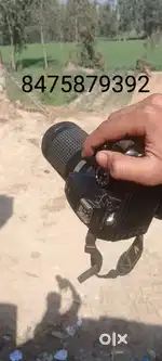 .  Nikon D3400 dubal lenses ke sath