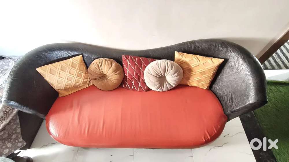 Best sofa for living room good quality and condition