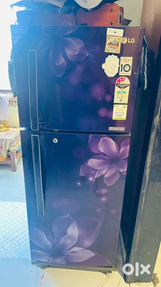 Move out sale - gently used LG refrigerator (265 litres)