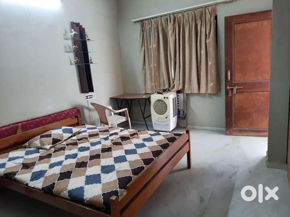 PG for girls in Nadiad