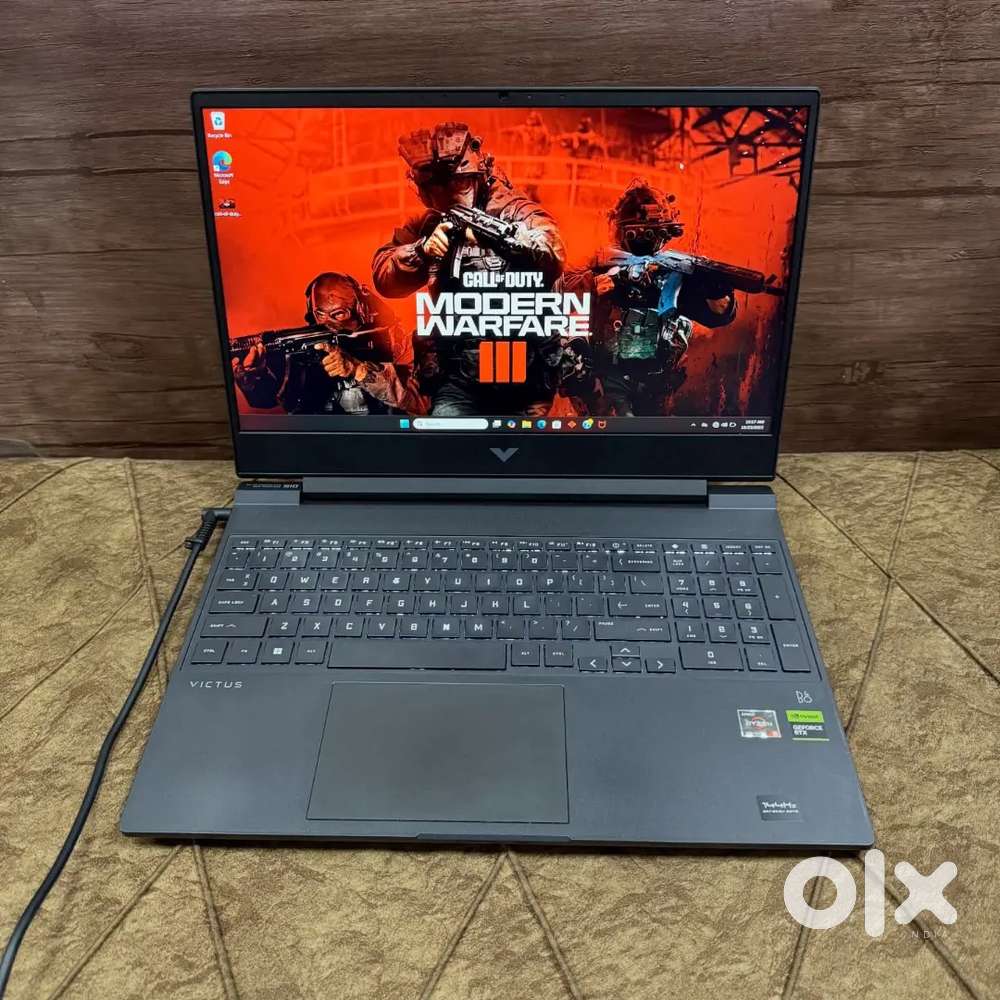 HP VICTUS 15