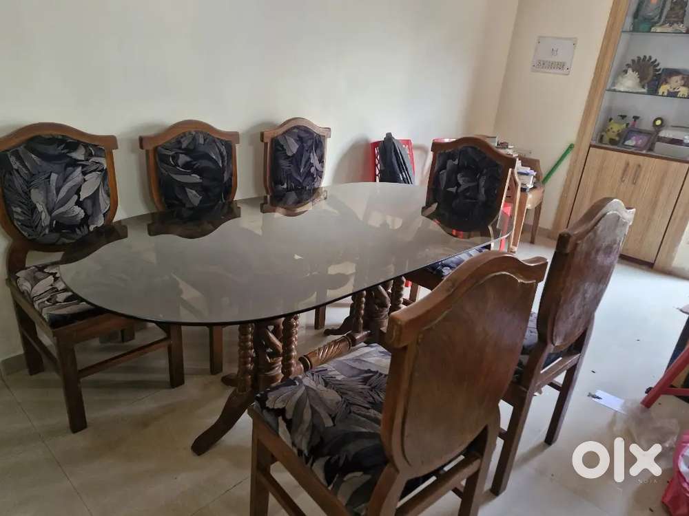 Six Seater pure Teak wood dining set  for urgent sale