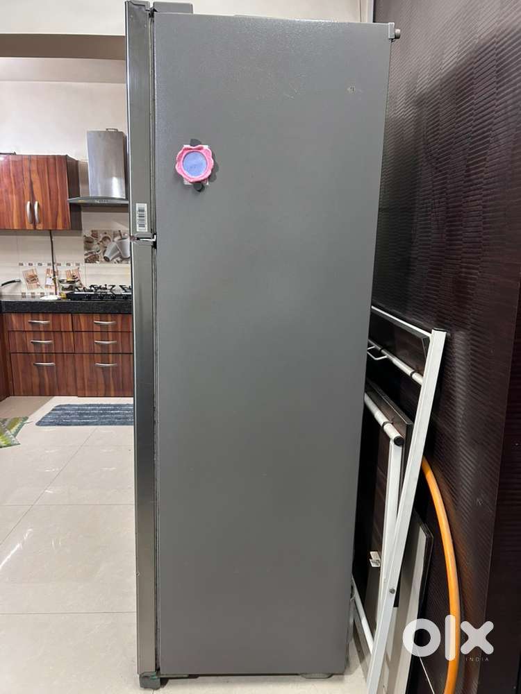 LG fridge for sale - 390 L - 20000 ( final price)
