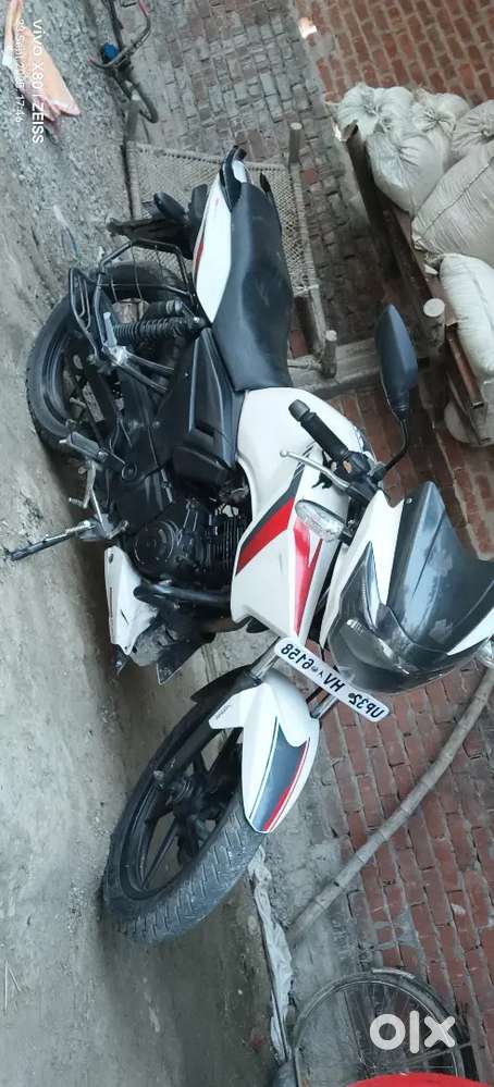 Good condition me hai bike
