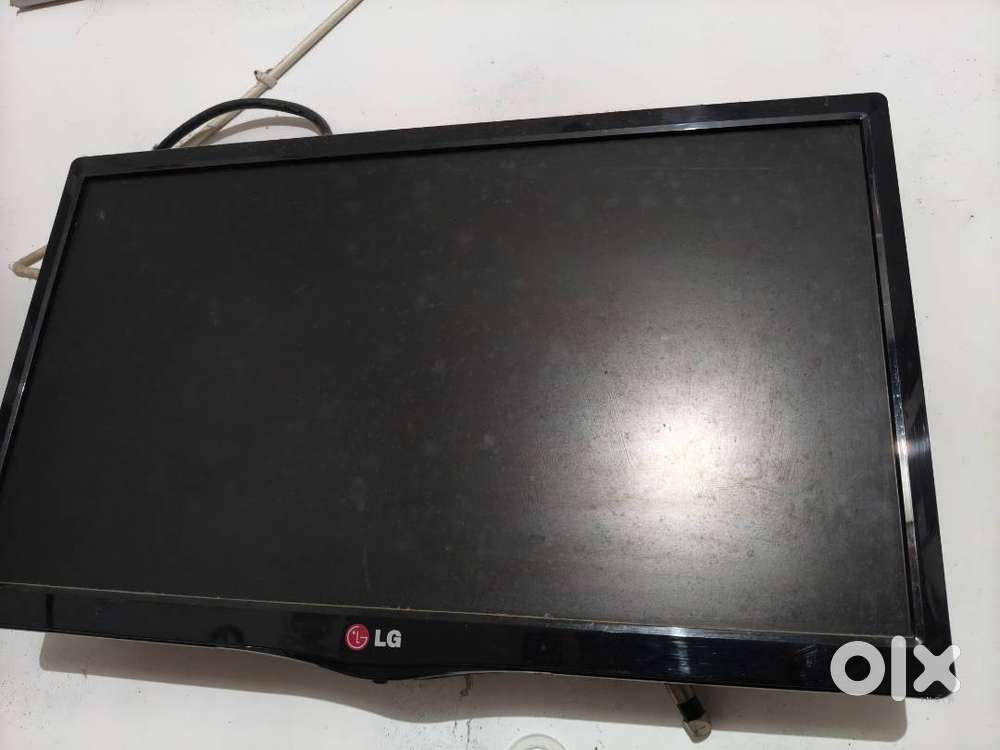 L G LED TV 2014 model L G wall mounted .