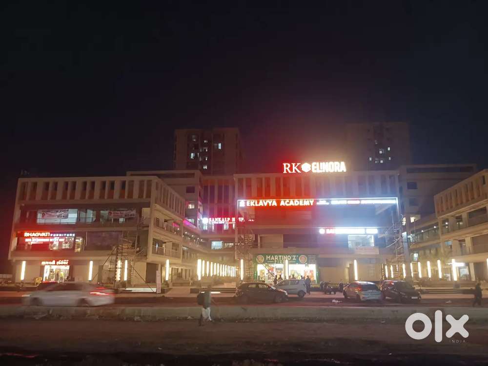 Shop/Office for rent at R K Elinora