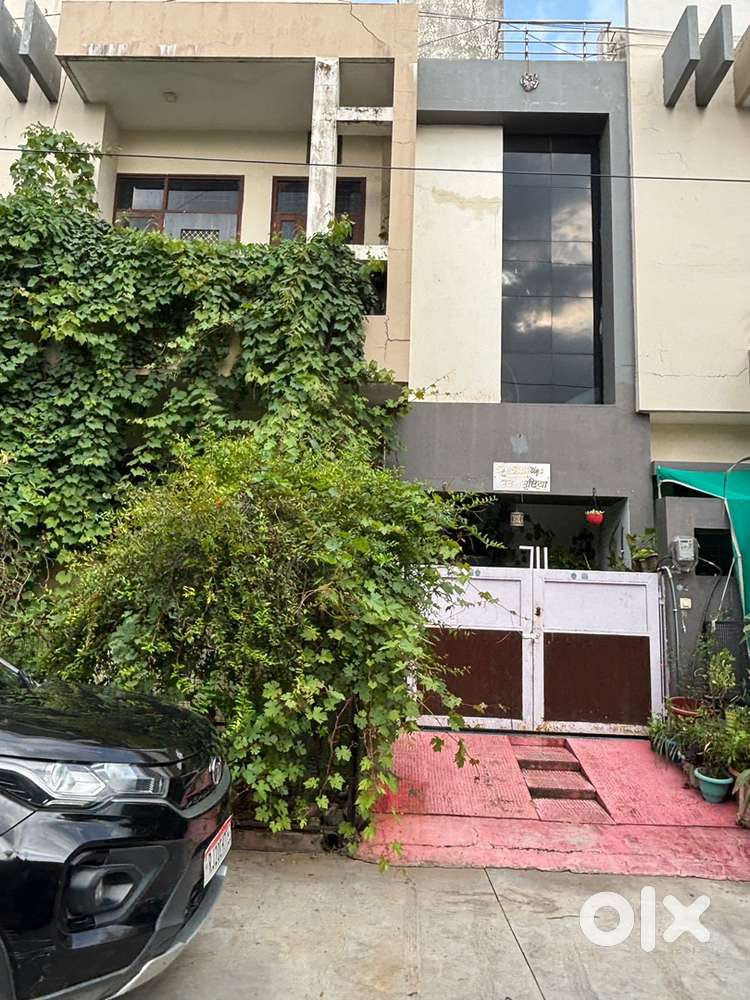 Good location gated colony