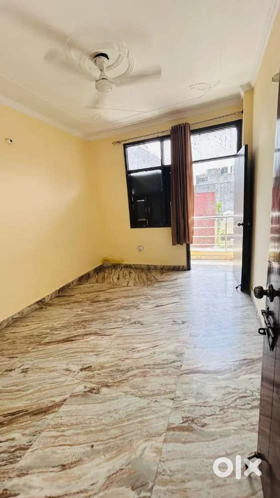 2 bhk chhatarpur