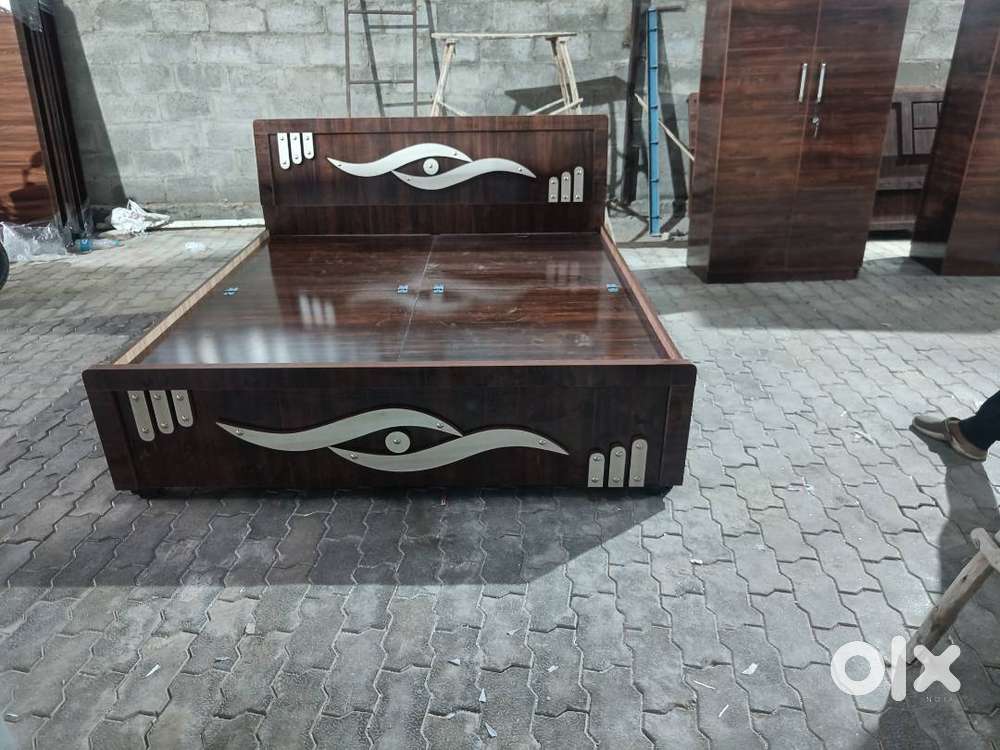 today my offer  double bed with box=7200 emi available hai