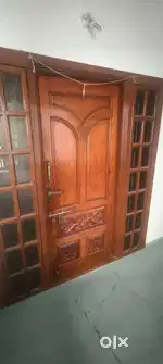 Rent for double bed room with car parking,beach access in Uthandi.
