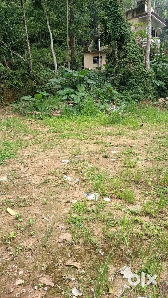 പേരൂർക്കട ആയൂർക്കോണം 7.5സെന്റ്