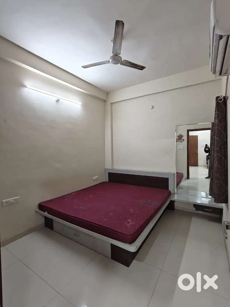 Fully Furnished 1Bhk Zero Brokrege!! Vijay Nagar