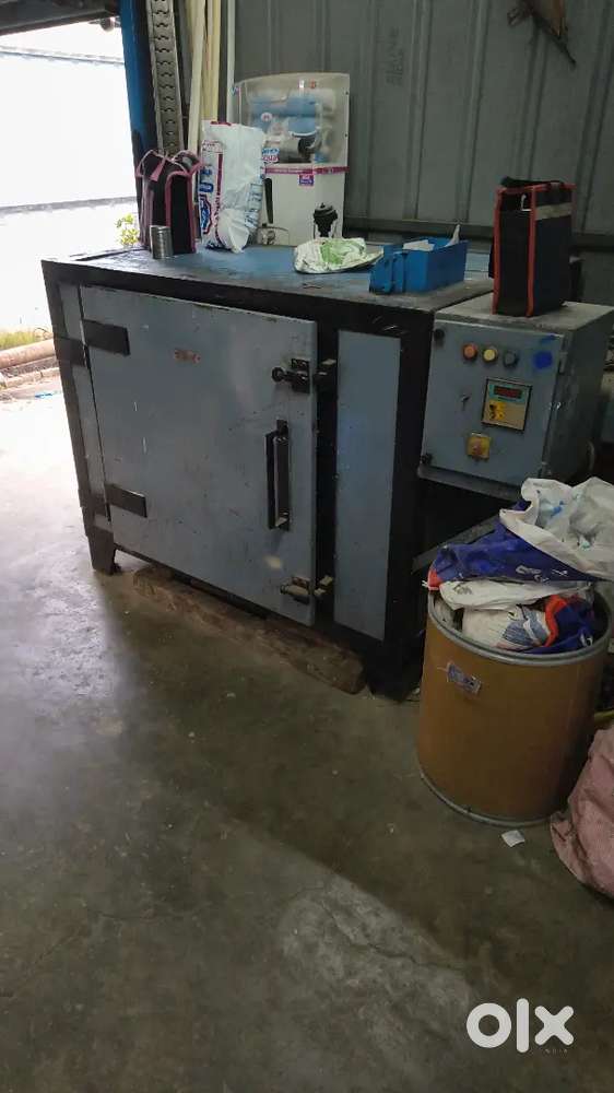 Tray Dryer Machine