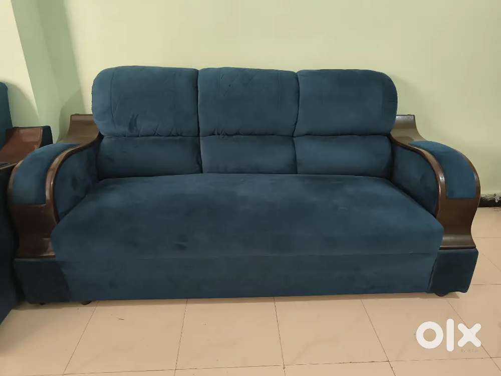 Sofa with 2 chair