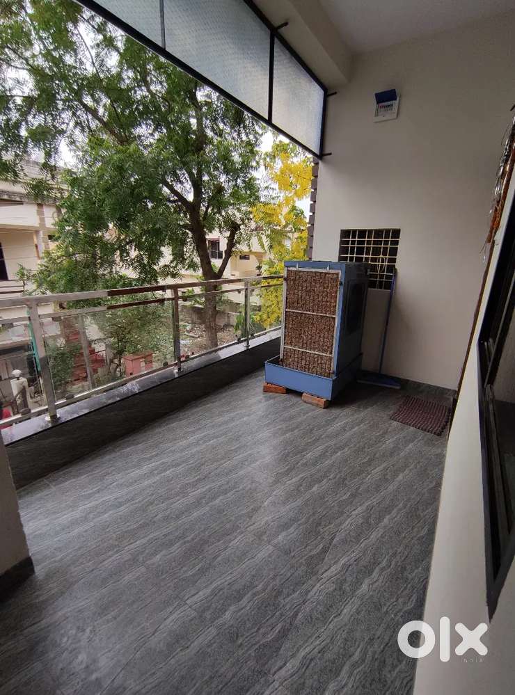 3 rooms available for rent