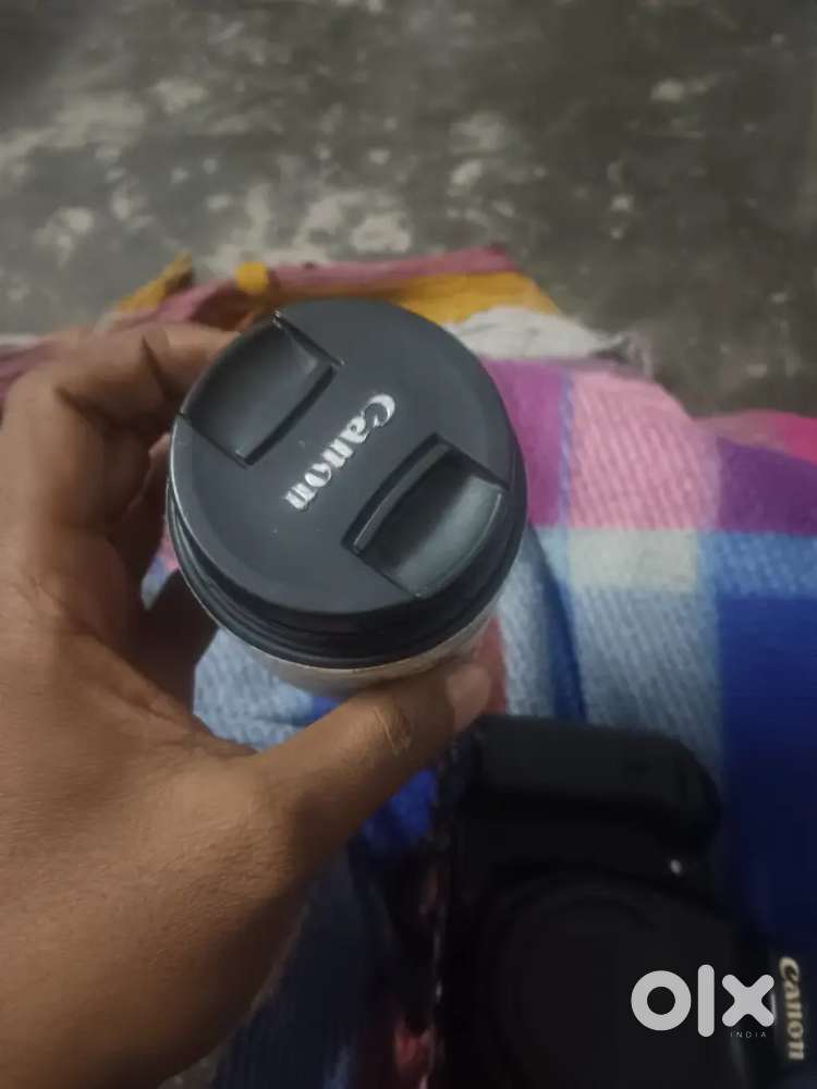 Canon 70d with lens for 3 Bettery bag charger