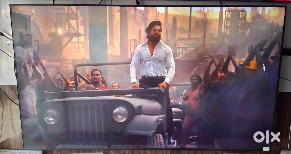 Samsung 75‑inch 4K (UA75TU8000KXXL) – Good Condition, Remote only