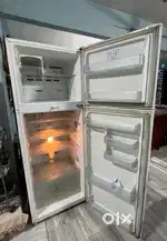 Samsung 310L Double Door Refrigerator(3-Star rating)