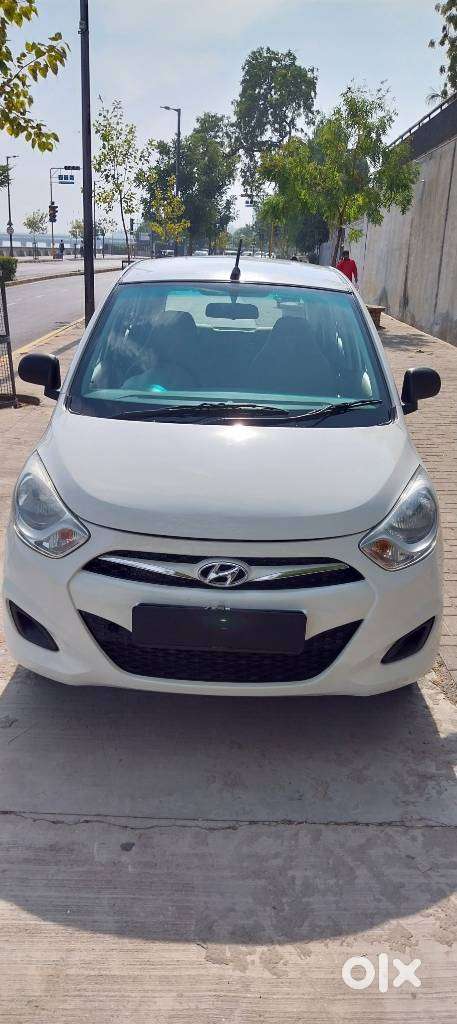 Hyundai i10 Magna O, 2014, Petrol