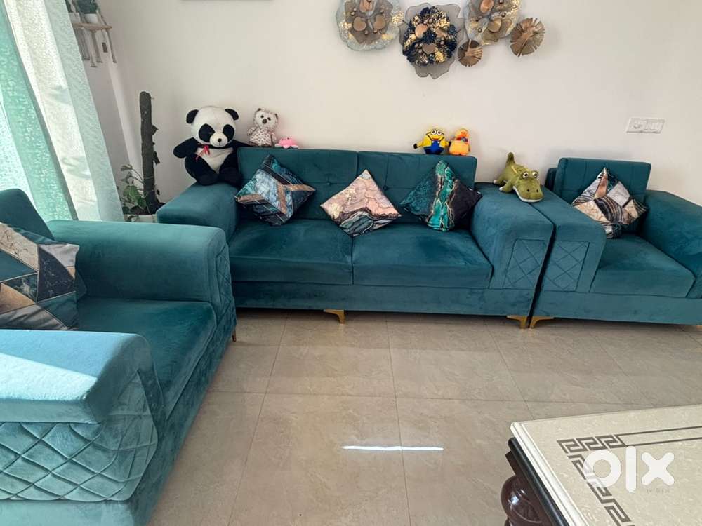 Selling 5 seater sofa set