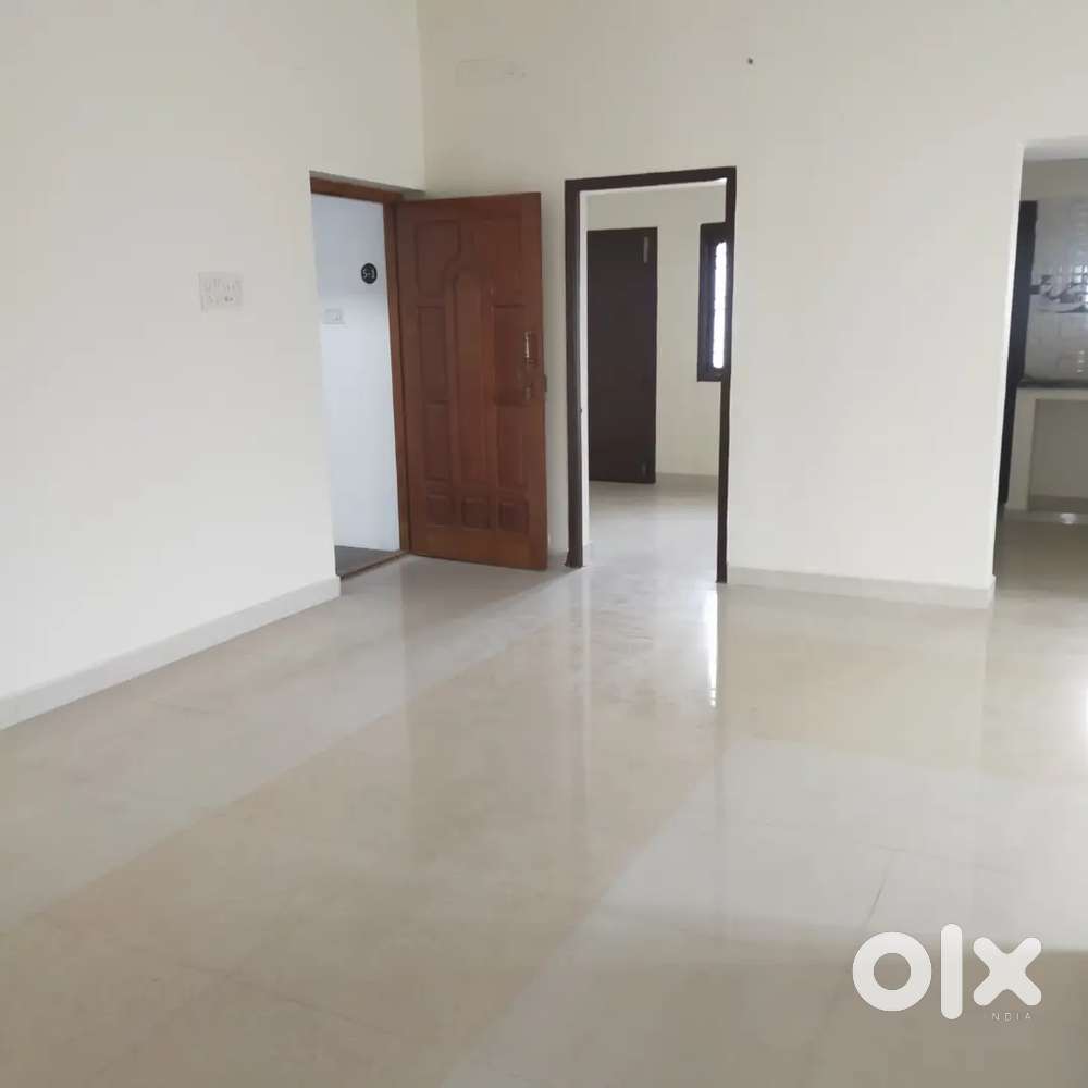 3BHK + 3T + 3 Balcony Unused Flat at Moolakadai near Bosco School