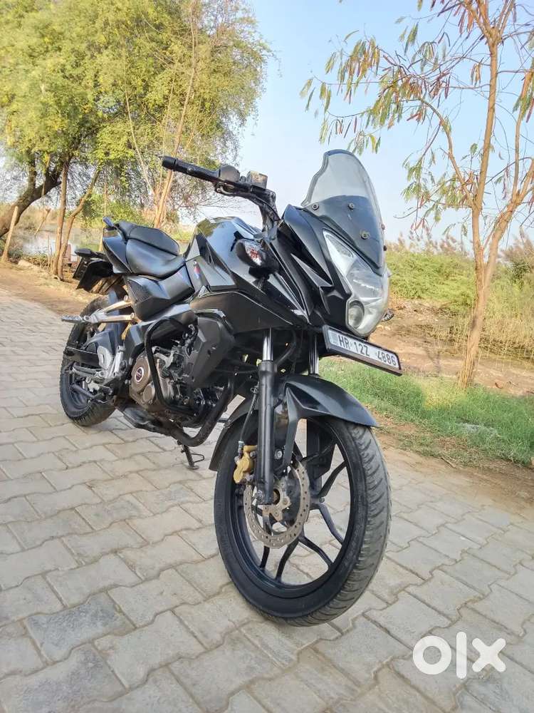 Bajaj Pulsar AS150 (2015 Model)  1st Owner  Excellent Condition