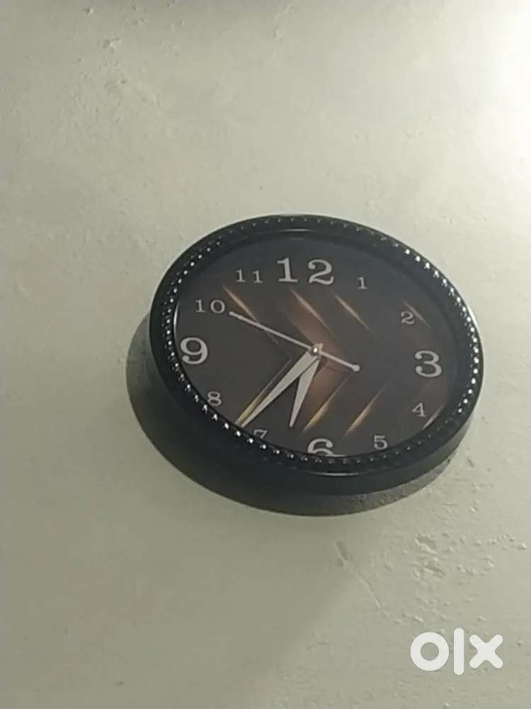Wall clock