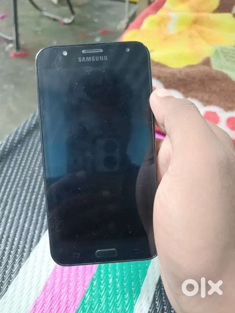 SAMSUNG J7 NXT
