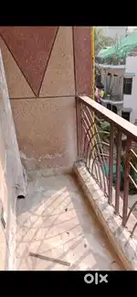 For Sale 100gz Zakir nagar