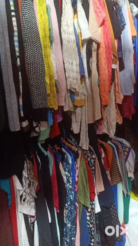 1500 Pieces Mix Ladies Garments 150 each Negotiable