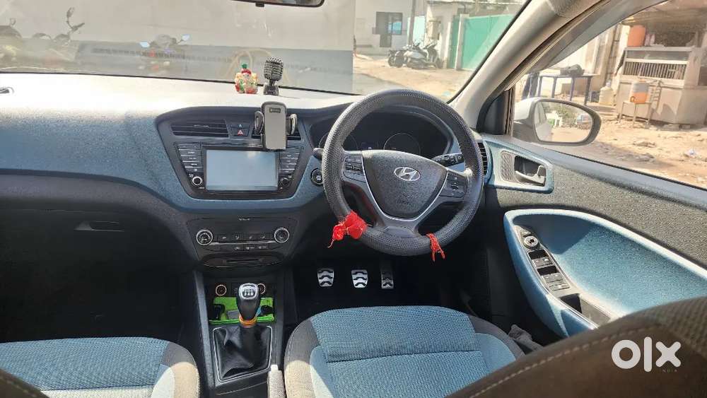 I20 Active Top End Variant Push/Start Button No Dent
