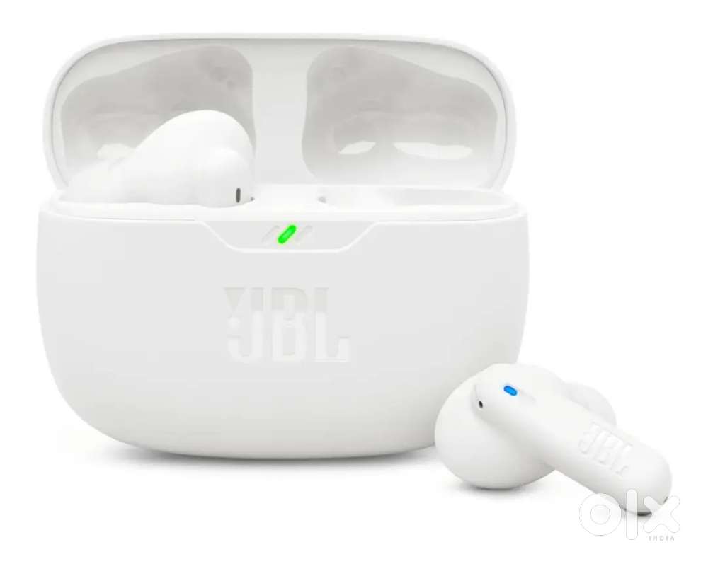 Earbuds JBL New one just purchased 2 days before
