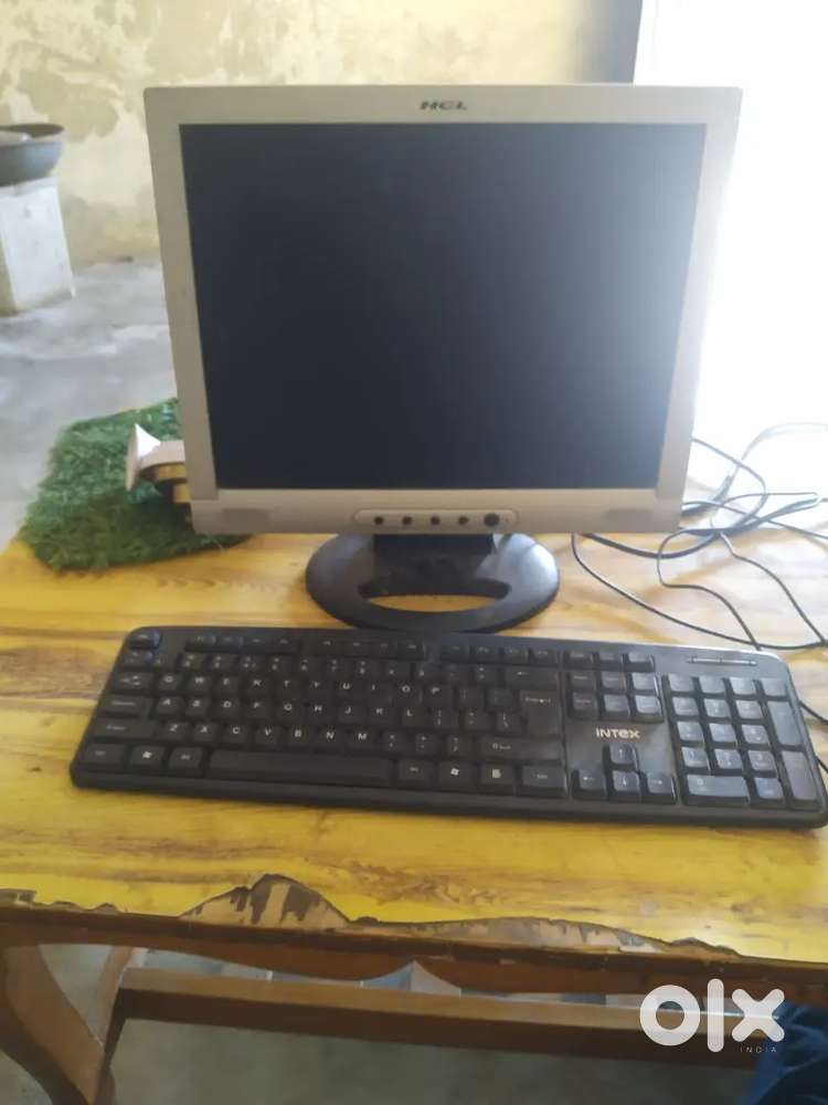 Computer 10 widow