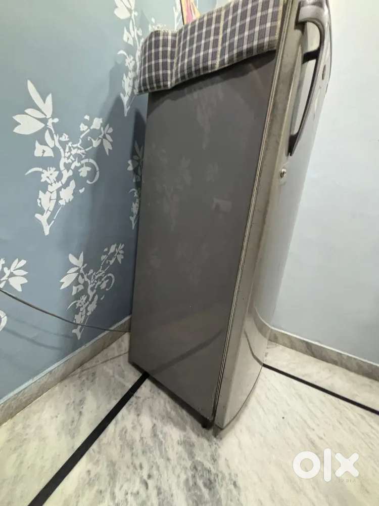 Videocon 310 ltr Single door