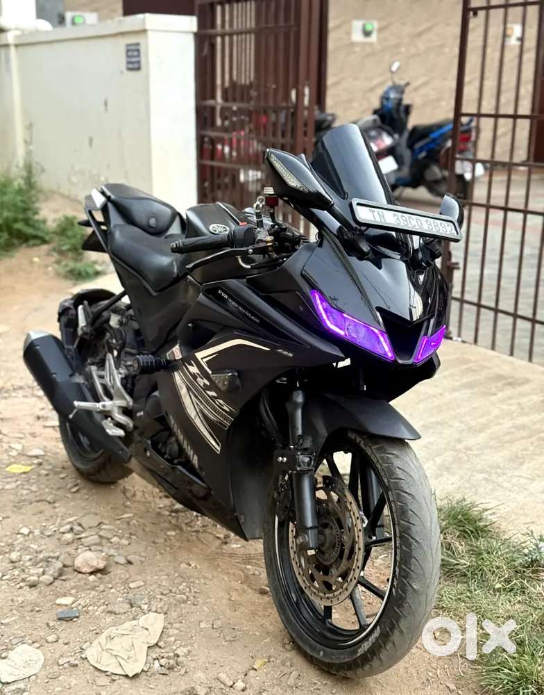 YAMAHA R15V3